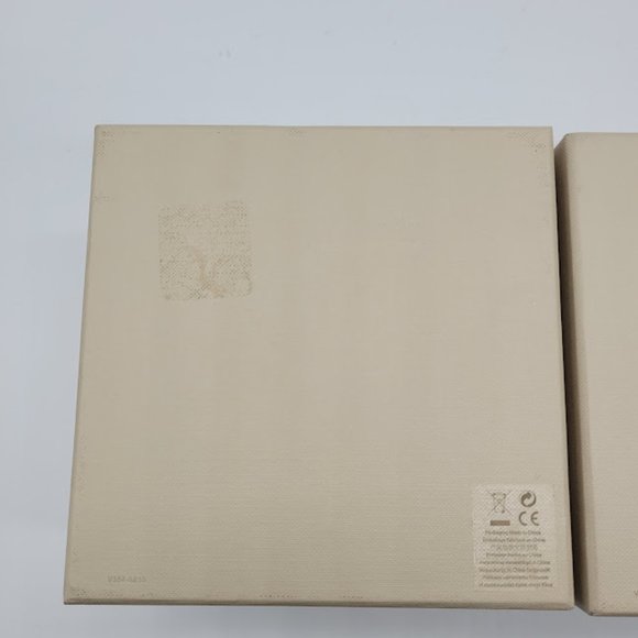 BURBERRY Gift Boxes Lot of 2 Square Holiday Embossed Authentic Birthday Horse - Picture 5 of 7